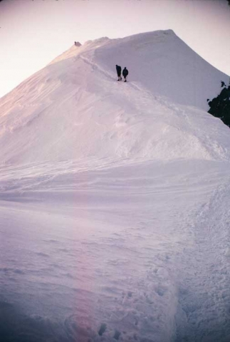 Arête sommitale du Mont-Blanc